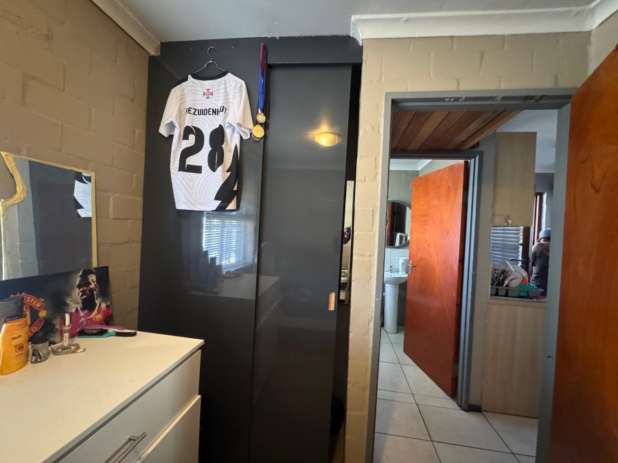 2 Bedroom Property for Sale in Sunset Glen Western Cape